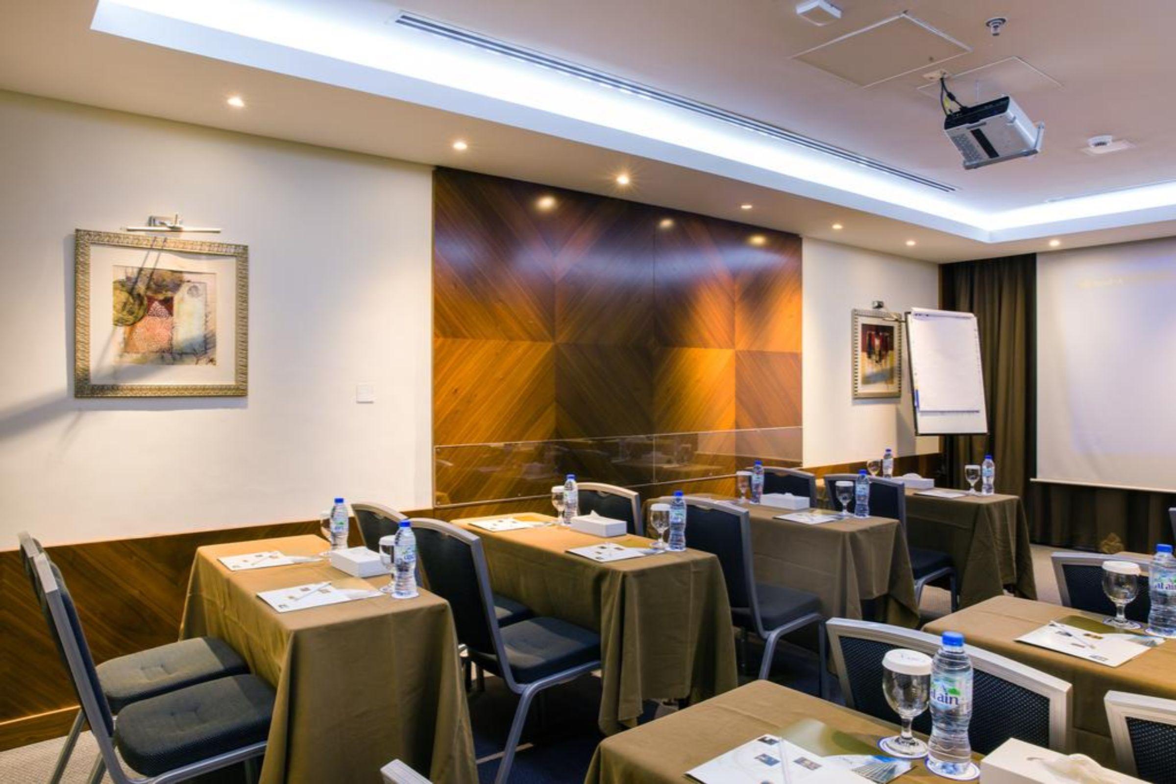 Oryx Hotel Αμπού Ντάμπι Εξωτερικό φωτογραφία