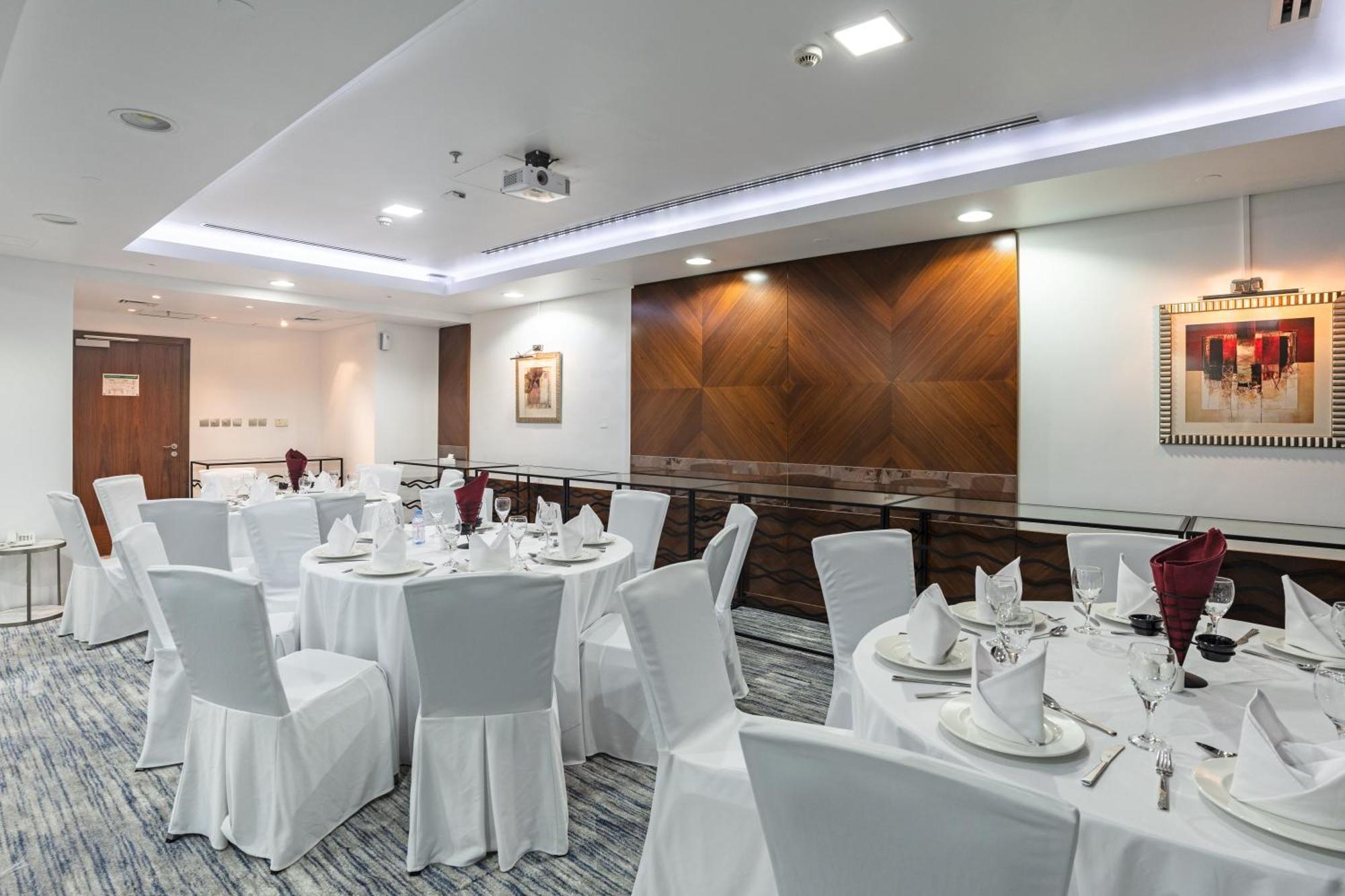 Oryx Hotel Αμπού Ντάμπι Εξωτερικό φωτογραφία